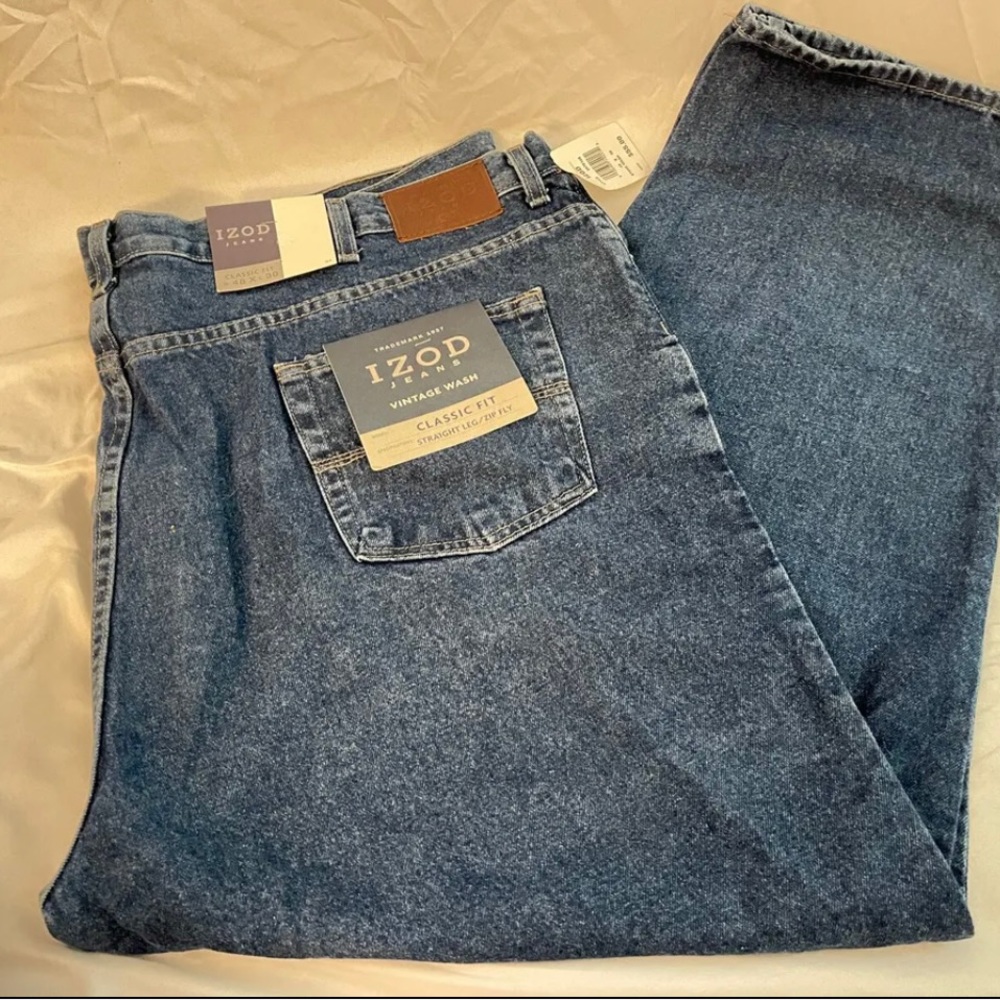 NWT IZOD Jeans Vintage Wash  Men's Classic Fit Straight Leg Jean Size 48 x 30